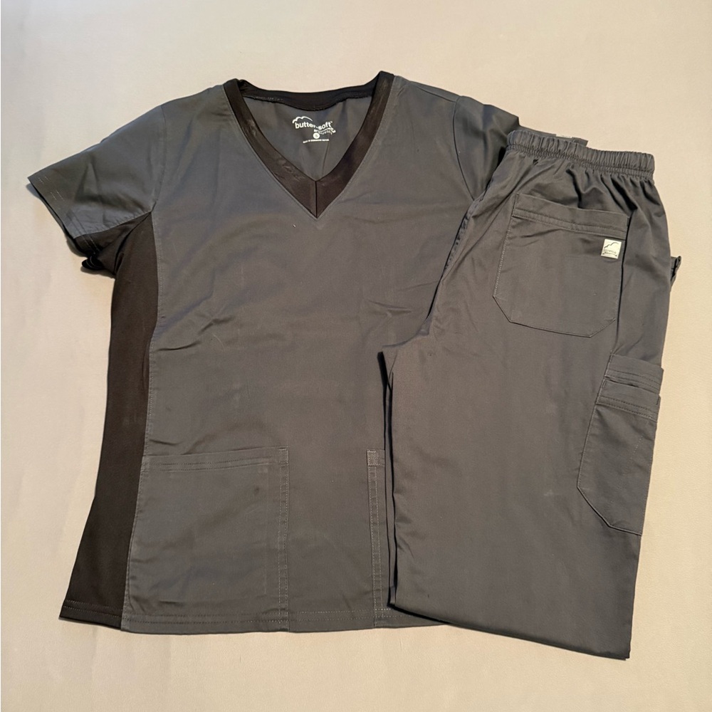 Uniform Advantage Butter-Soft Stretch Black V-Neck Scrub Top and pant set